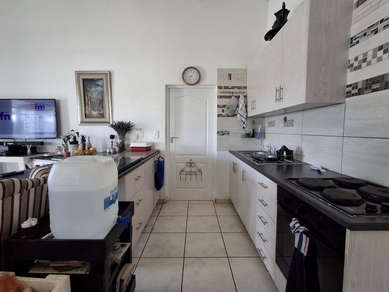 2 Bedroom Property for Sale in Britannia Bay Western Cape